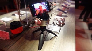 lenovo selfie robot
