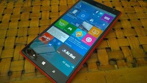 Windows 10 Mobile Build 10136